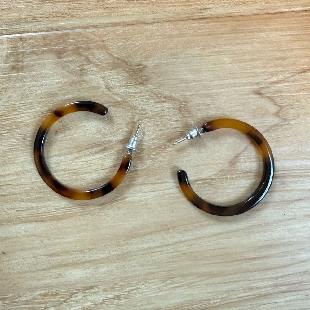 Tortoise Shell Hoop Earrings